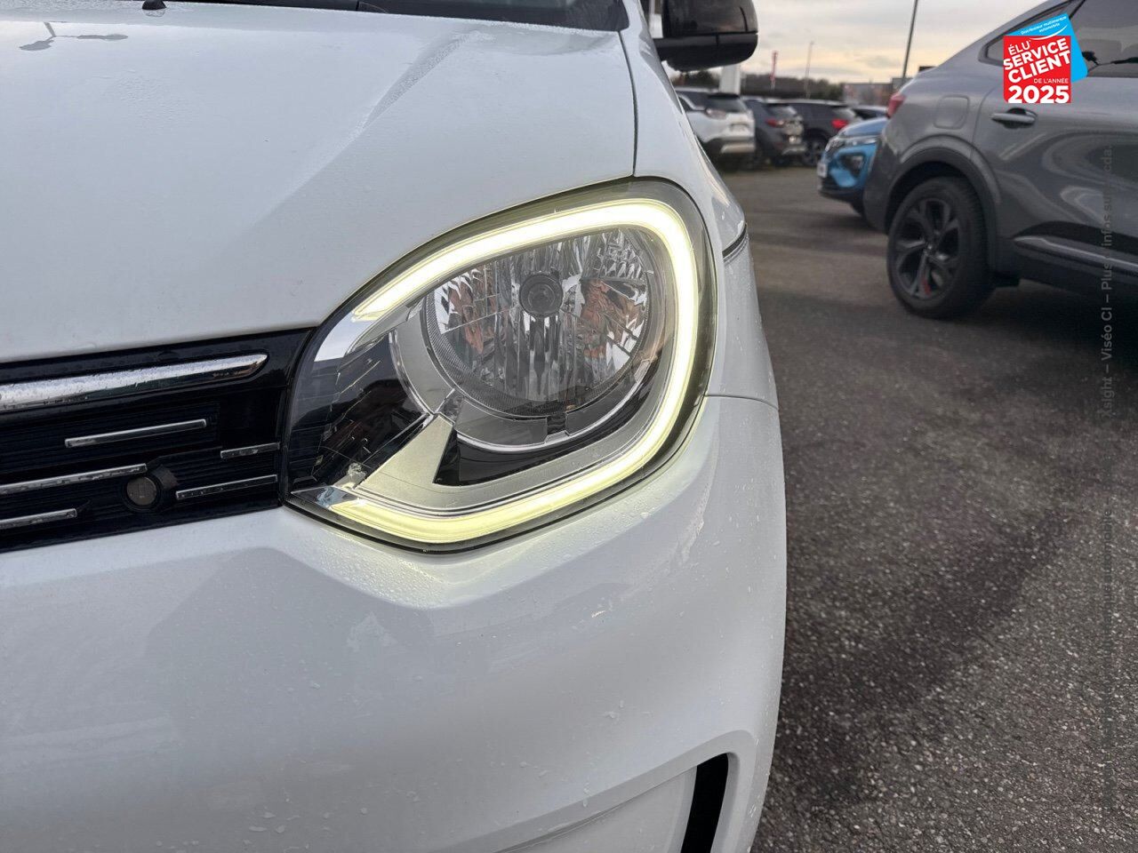 Véhicule d'occasion RENAULT TWINGO E-TECH ELECTRIC TECHNO R80 ACHAT INTEGRAL chez Hyundai Chalons