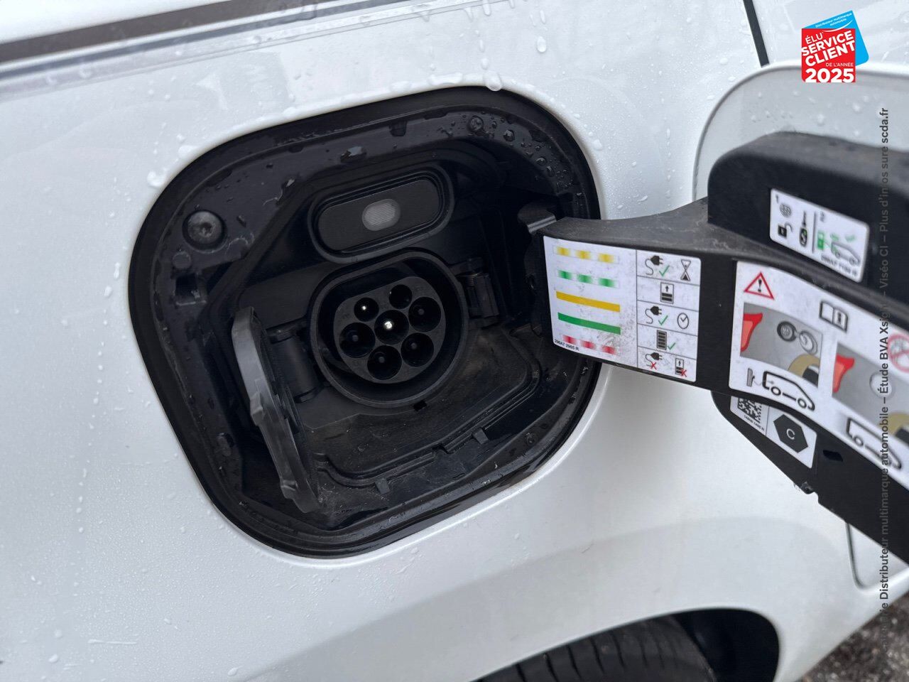 Véhicule d'occasion RENAULT TWINGO E-TECH ELECTRIC TECHNO R80 ACHAT INTEGRAL chez Hyundai Chalons