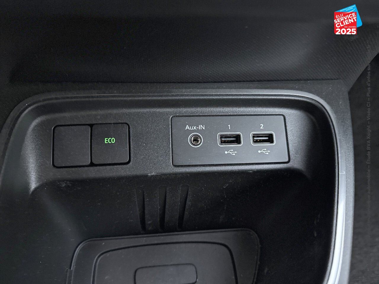 Véhicule d'occasion RENAULT TWINGO E-TECH ELECTRIC TECHNO R80 ACHAT INTEGRAL chez Hyundai Chalons