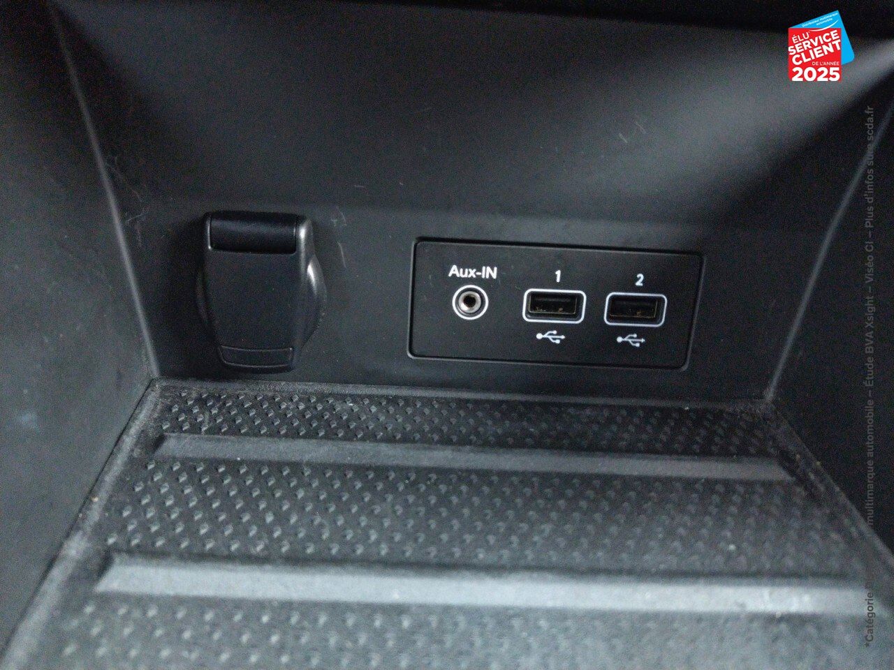 Véhicule d'occasion RENAULT CAPTUR 1.6 E-TECH PLUG-IN 160CH INTENS chez Renault Colmar