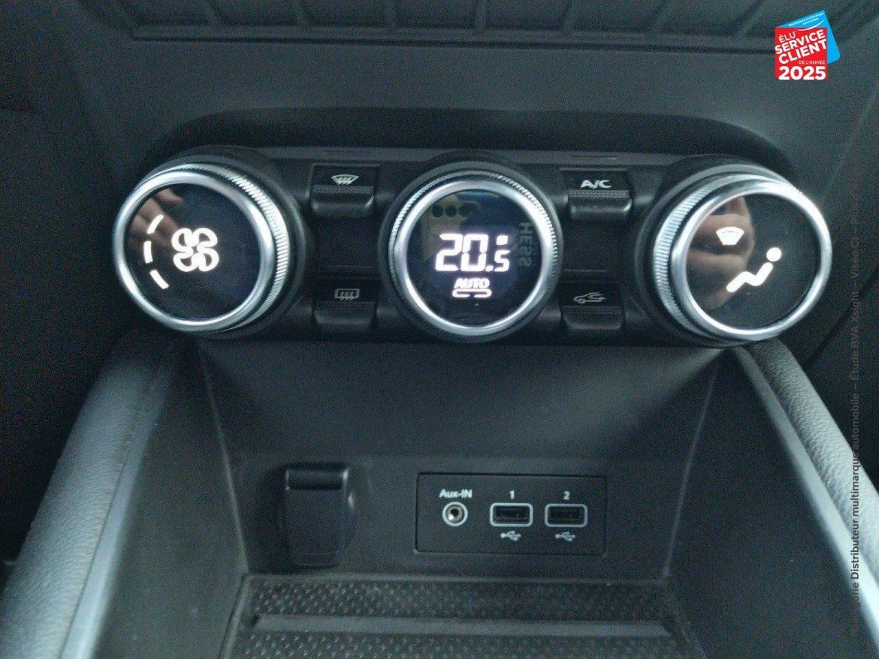Véhicule d'occasion RENAULT CAPTUR 1.6 E-TECH PLUG-IN 160CH INTENS chez Renault Colmar