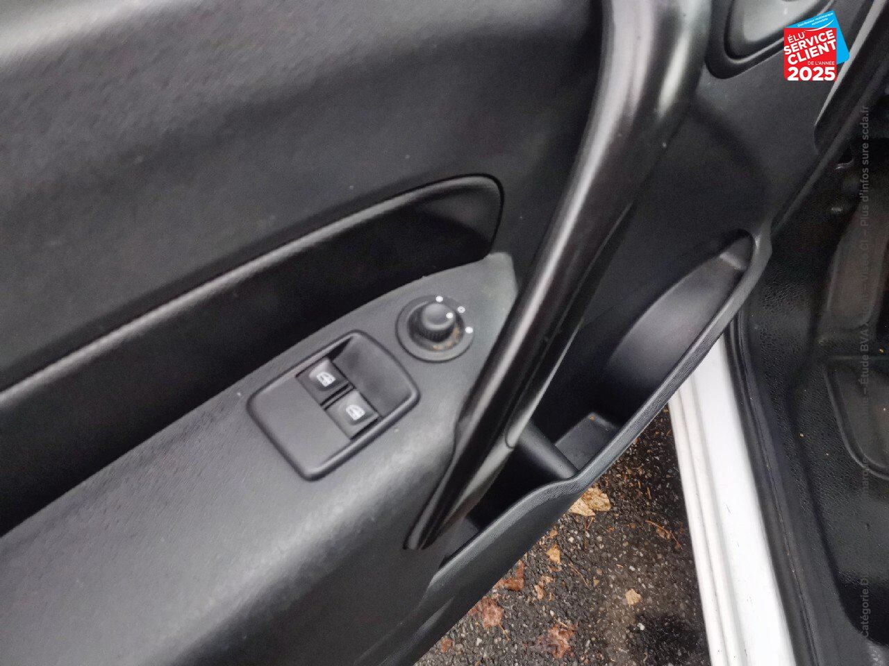 Véhicule d'occasion RENAULT KANGOO EXPRESS 1.5 BLUE DCI 80CH GRAND CONFORT chez Renault Strasbourg
