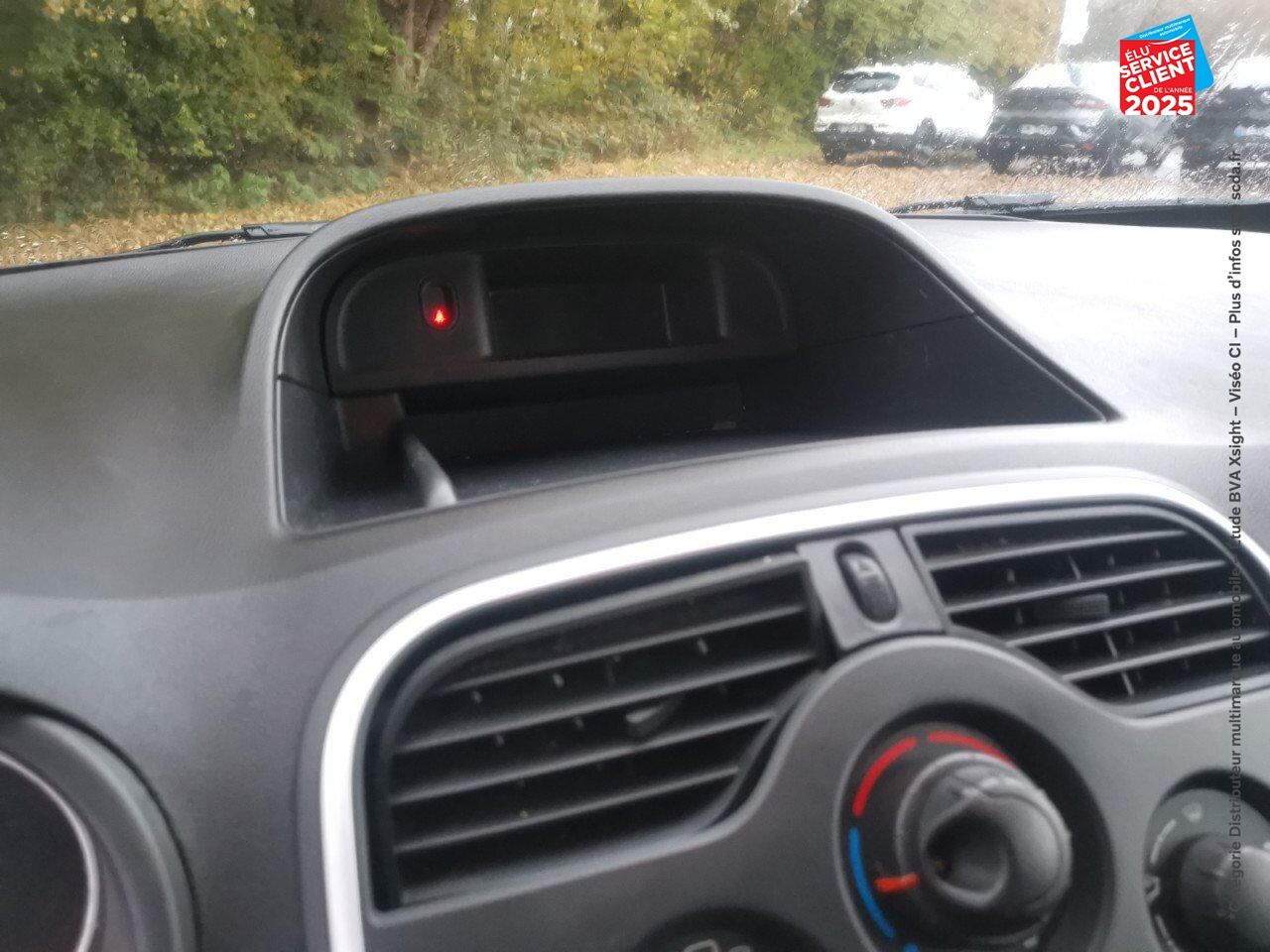 Véhicule d'occasion RENAULT KANGOO EXPRESS 1.5 BLUE DCI 80CH GRAND CONFORT chez Renault Strasbourg