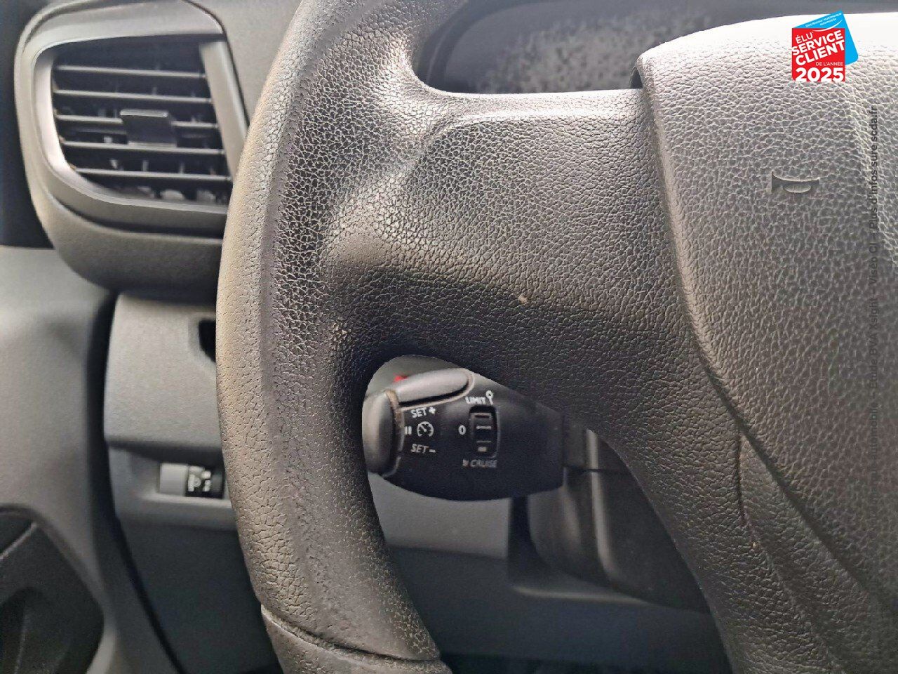 Véhicule d'occasion TOYOTA PROACE MEDIUM 115 D-4D DYNAMIC chez Toyota Sarreguemines