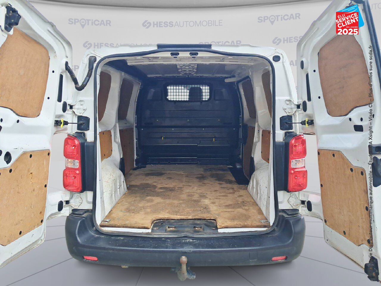 Véhicule d'occasion TOYOTA PROACE MEDIUM 115 D-4D DYNAMIC chez Toyota Sarreguemines