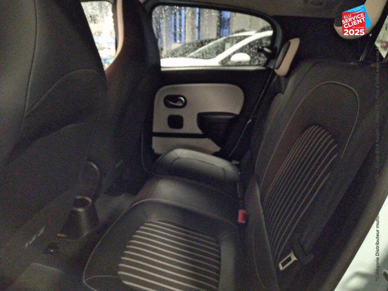 Véhicule d'occasion RENAULT TWINGO E-TECH ELECTRIC INTENS R80 ACHAT INTEGRAL - 21MY GPS chez Hyundai Epernay