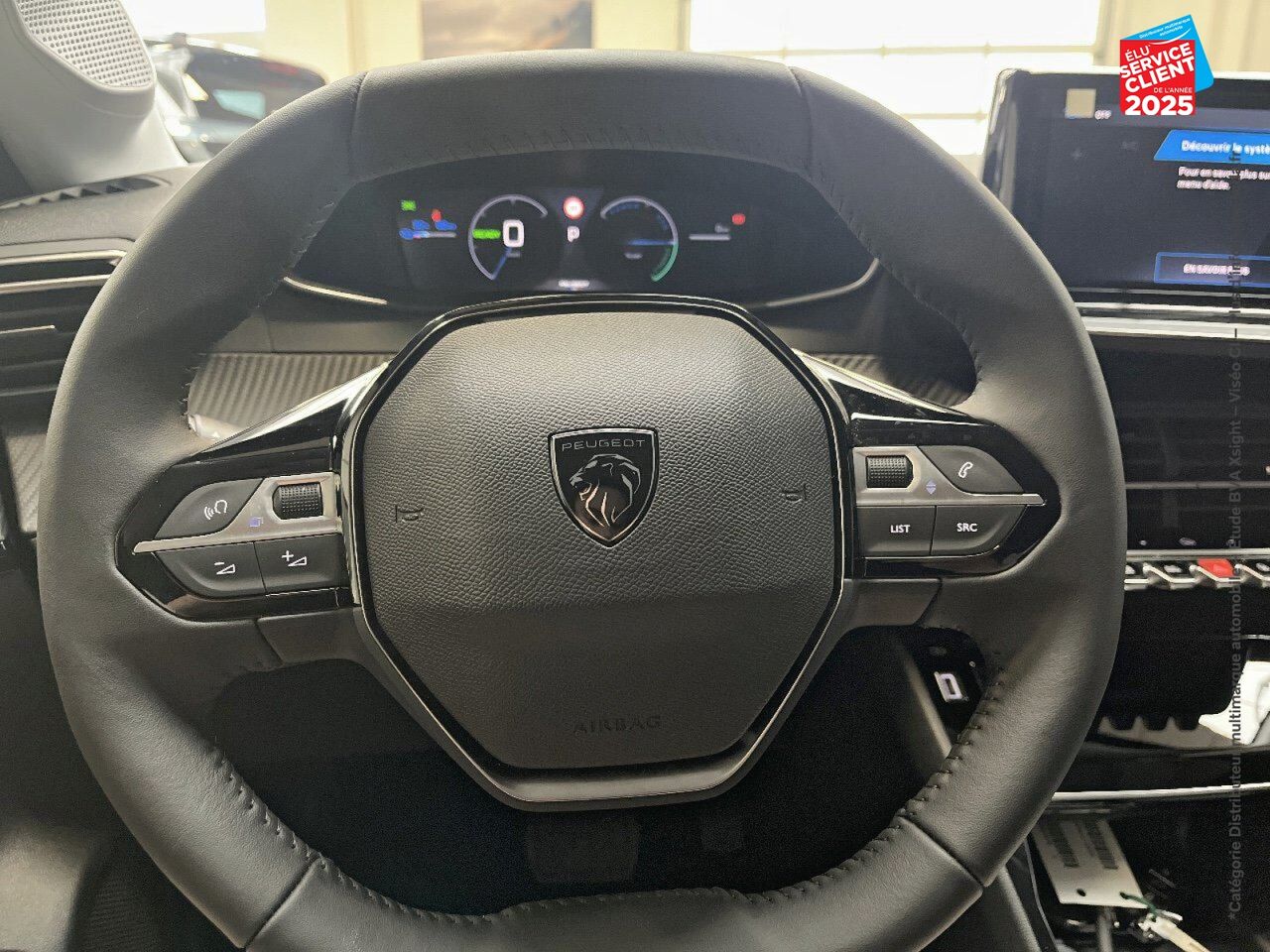 Véhicule d'occasion PEUGEOT 208 E-136CH ALLURE chez Peugeot Sedan