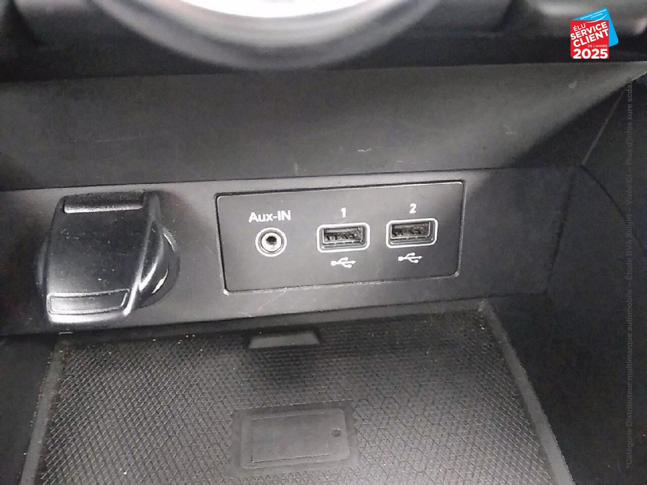 Véhicule d'occasion RENAULT CLIO 1.6 E-TECH HYBRIDE 140CH INTENS -21N GPS CAMERA chez Toyota Thionville