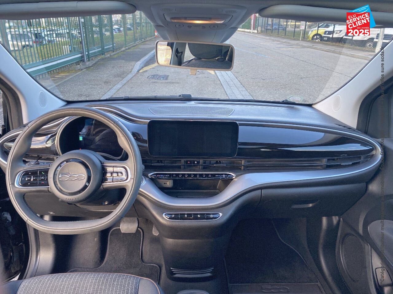 Véhicule d'occasion FIAT 500 E 118CH ICONE TPANO chez Renault Sélestat