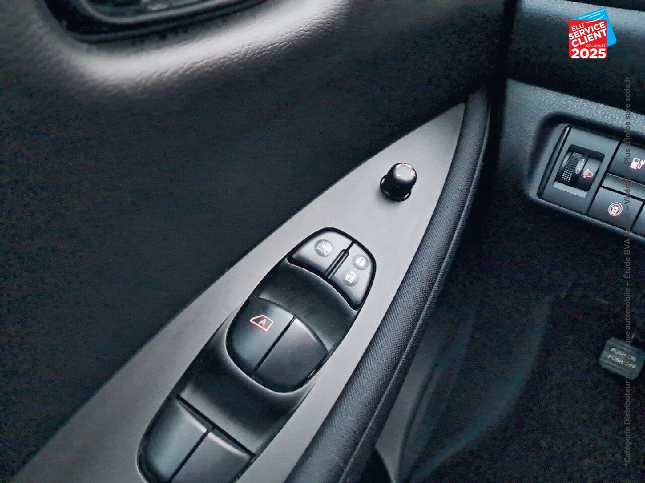 Véhicule d'occasion NISSAN LEAF 150CH 40KWH ACENTA 21.5 chez Opel Bar le Duc