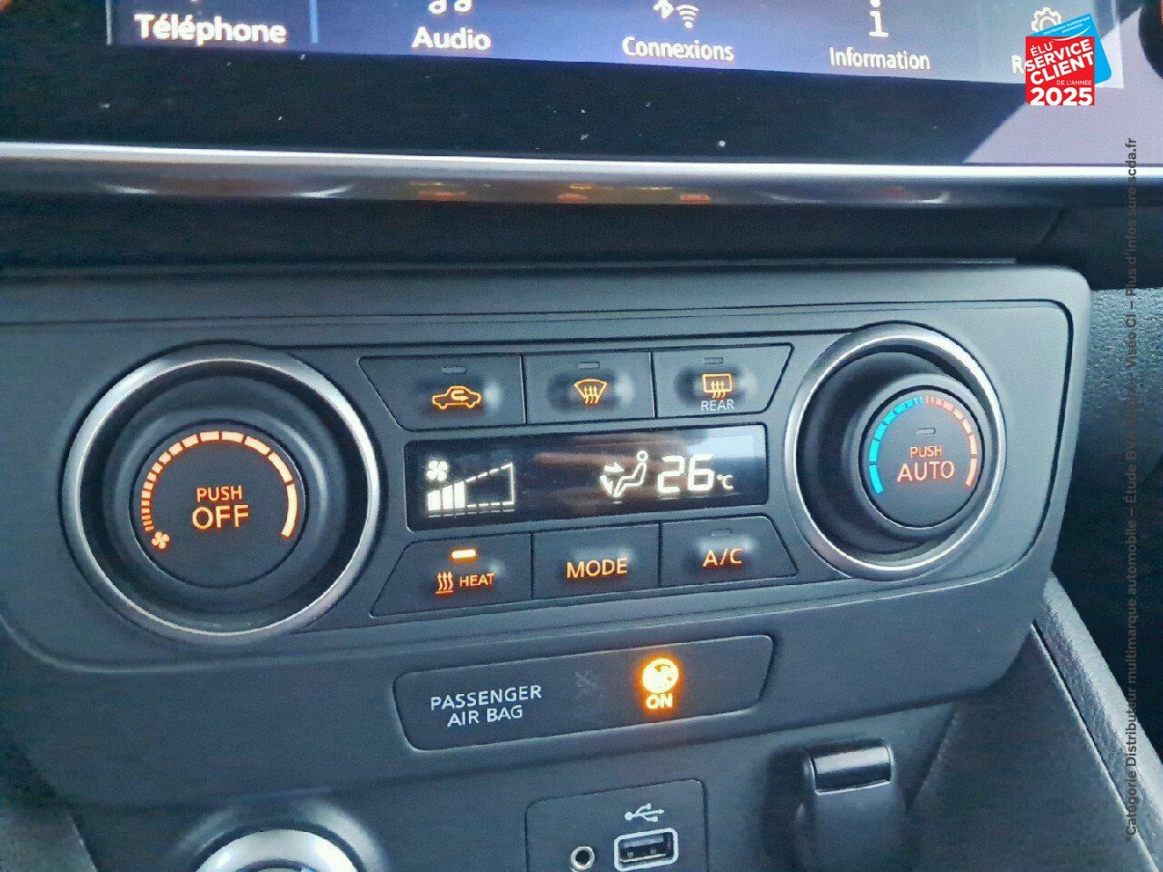 Véhicule d'occasion NISSAN LEAF 150CH 40KWH ACENTA 21.5 chez Opel Bar le Duc