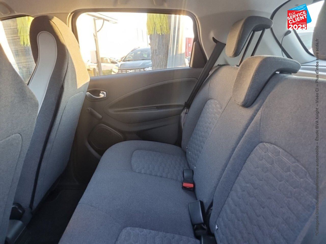 Véhicule d'occasion RENAULT ZOE LIFE CHARGE NORMALE R110 ACHAT INTEGRAL GPS chez Nissan Montbéliard