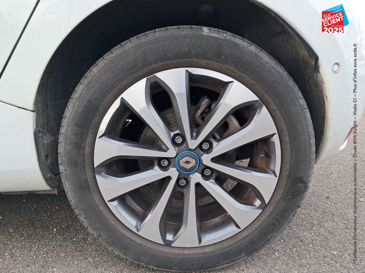 Véhicule d'occasion RENAULT ZOE INTENS CHARGE NORMALE R110 4CV chez Renault Colmar