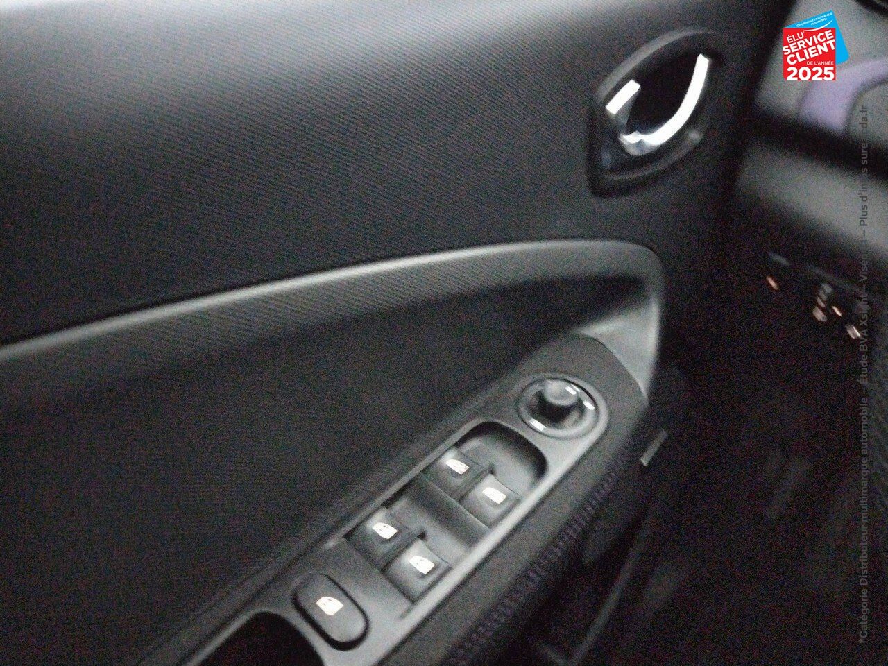 Véhicule d'occasion RENAULT ZOE STAR WARS CHARGE RAPIDE Q90 chez Hyundai Epernay