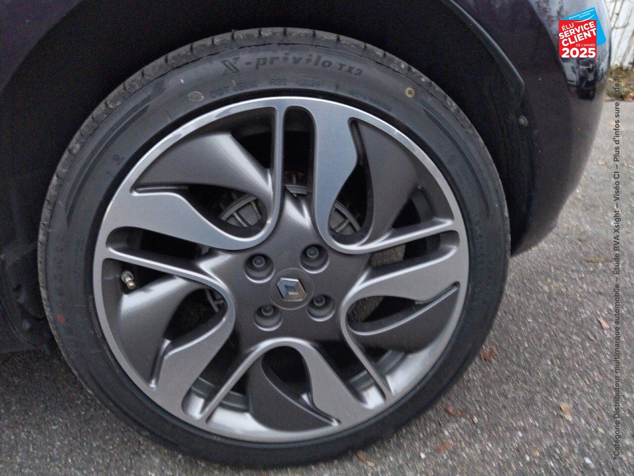 Véhicule d'occasion RENAULT ZOE STAR WARS CHARGE RAPIDE Q90 chez Hyundai Epernay