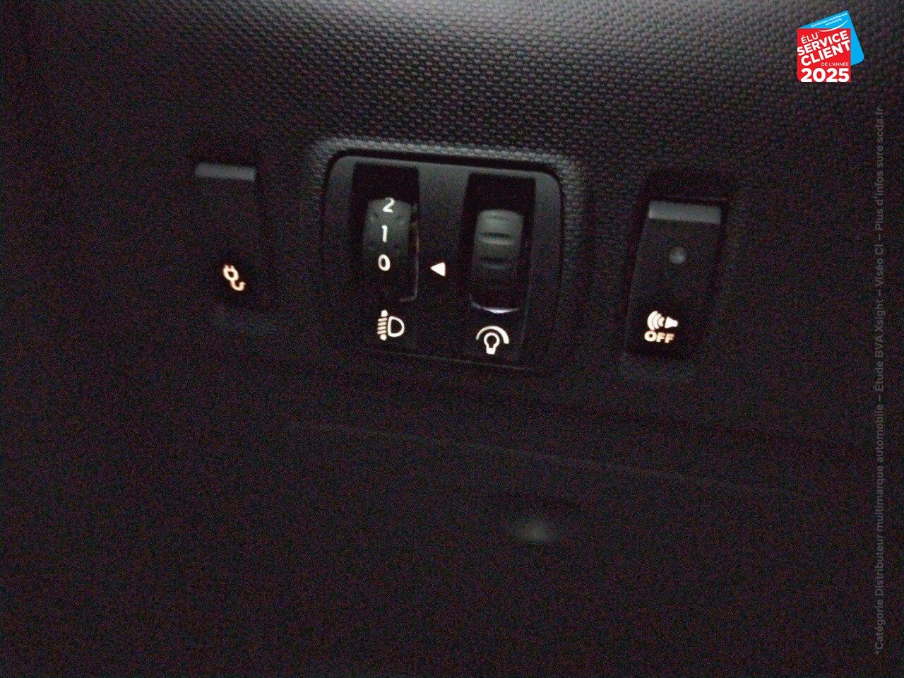 Véhicule d'occasion RENAULT ZOE STAR WARS CHARGE RAPIDE Q90 chez Hyundai Epernay