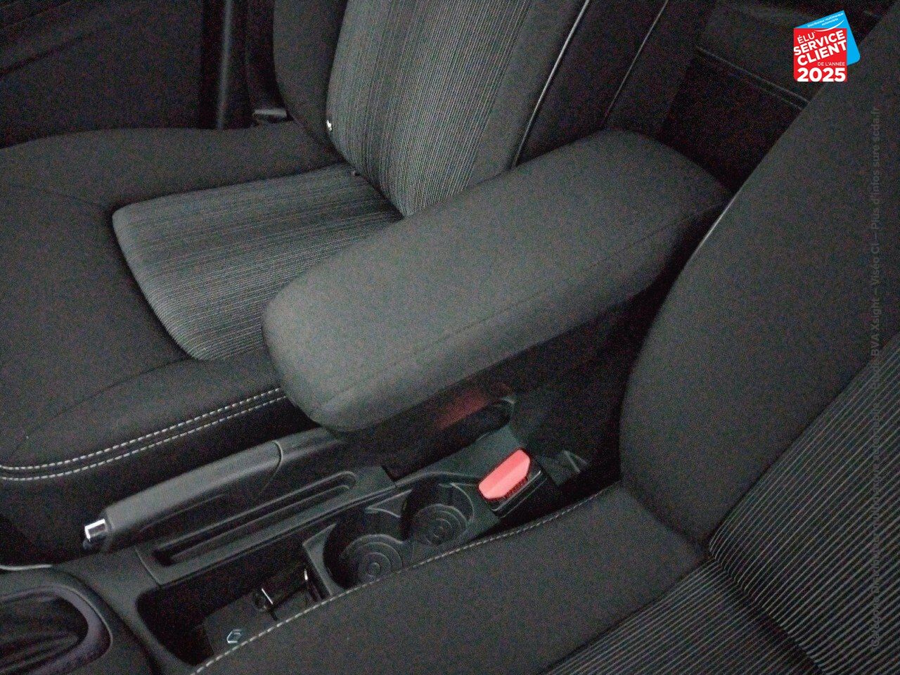 Véhicule d'occasion RENAULT ZOE STAR WARS CHARGE RAPIDE Q90 chez Hyundai Epernay