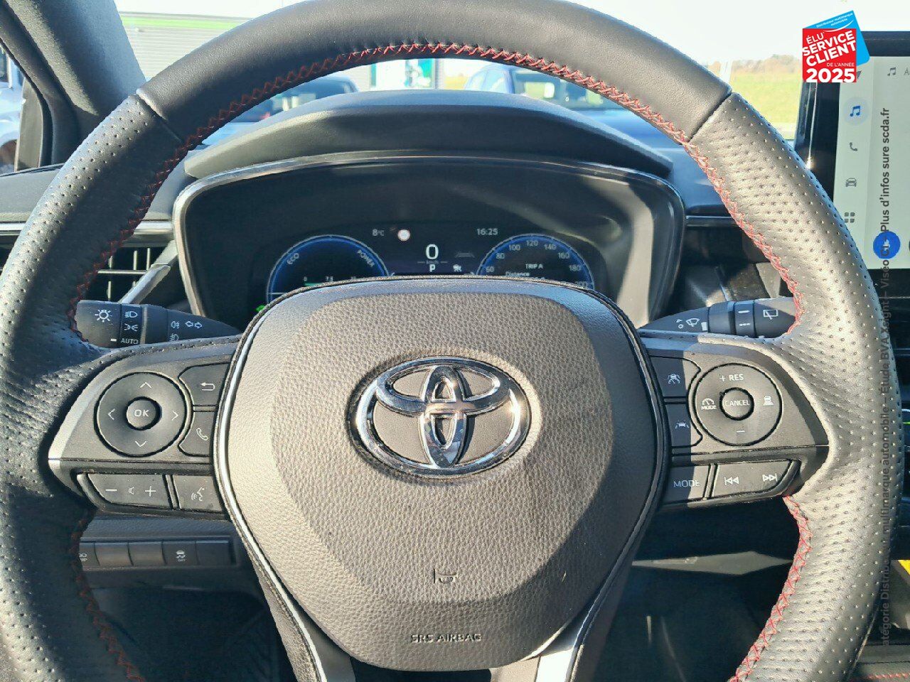 Véhicule d'occasion TOYOTA COROLLA 2.0 196CH GR SPORT MY23 chez Opel Verdun