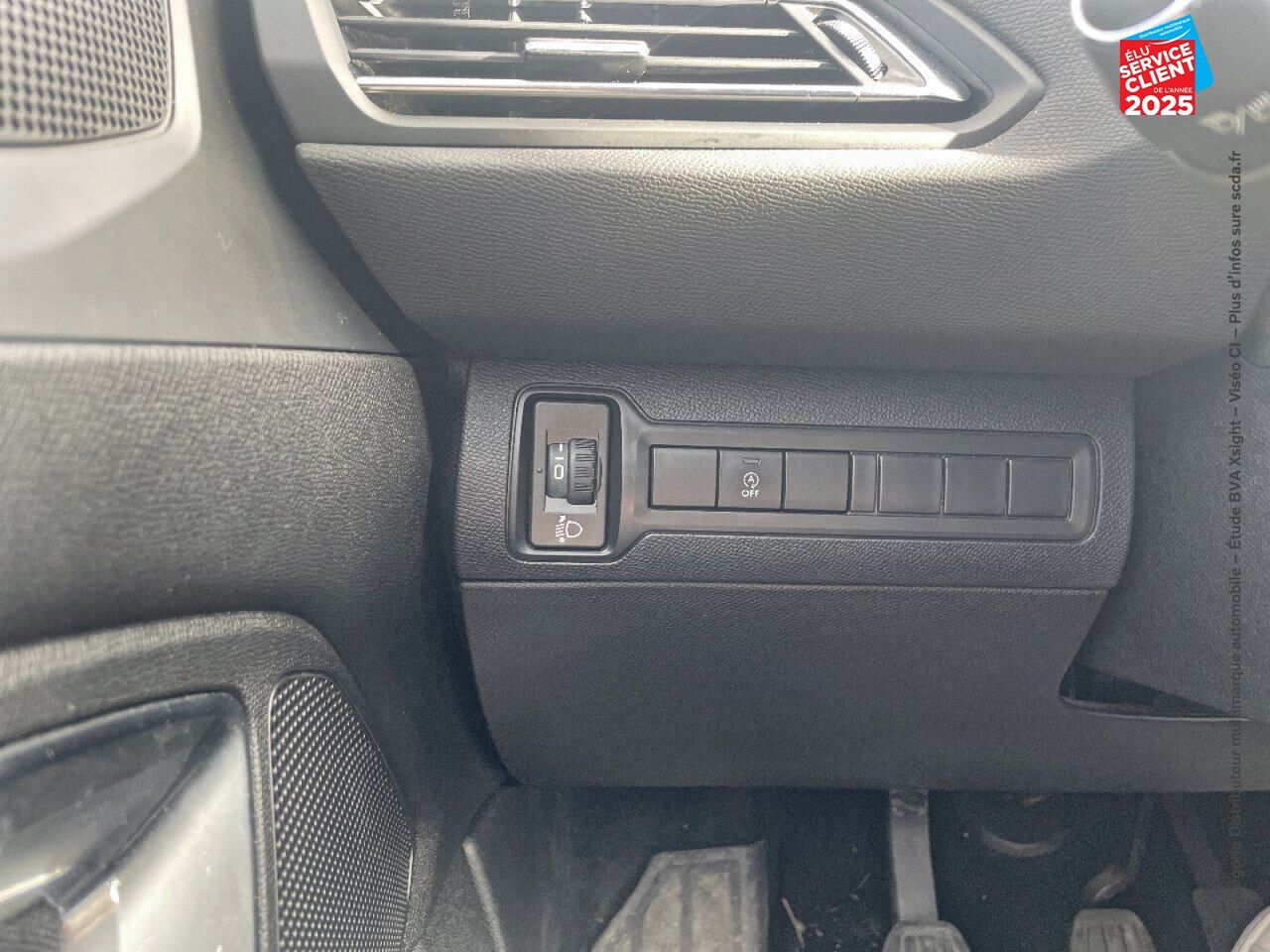 Véhicule d'occasion PEUGEOT 308 1.2 PURETECH 110CH S/S STYLE+ chez Hyundai Epernay