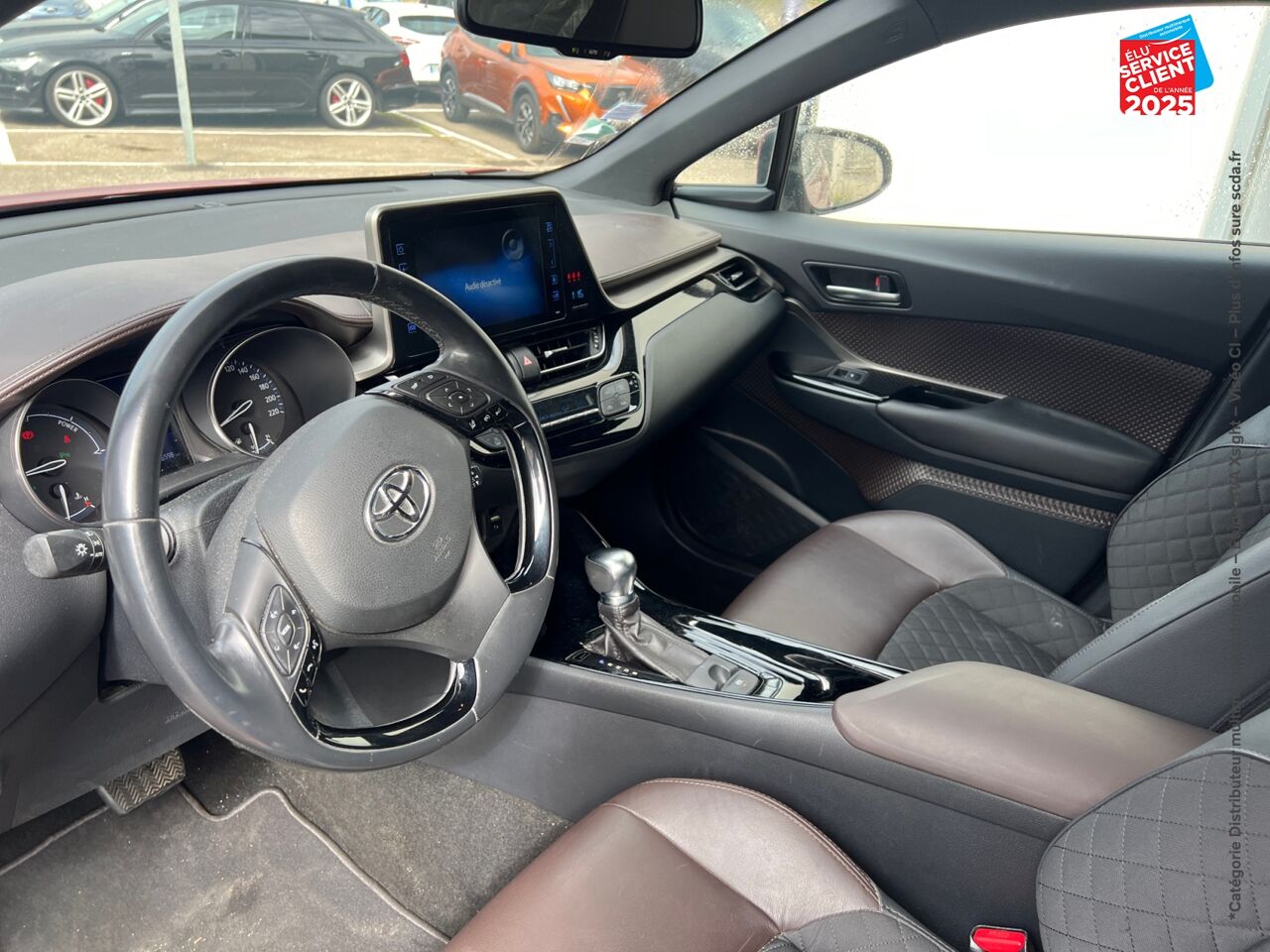 Véhicule d'occasion TOYOTA C-HR 122H DYNAMIC 2WD E-CVT chez Renault Colmar