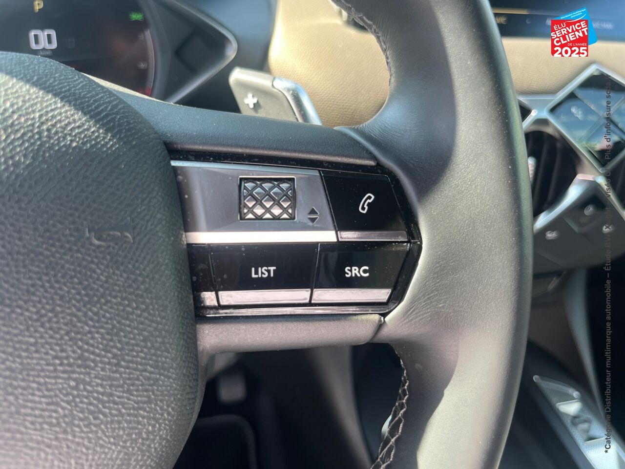 Véhicule d'occasion DS DS 3 CROSSBACK PURETECH 130CH BASTILLE AUTOMATIQUE SIEGES CUIR GPS CAMERA CARPLAY chez Toyota Thionville