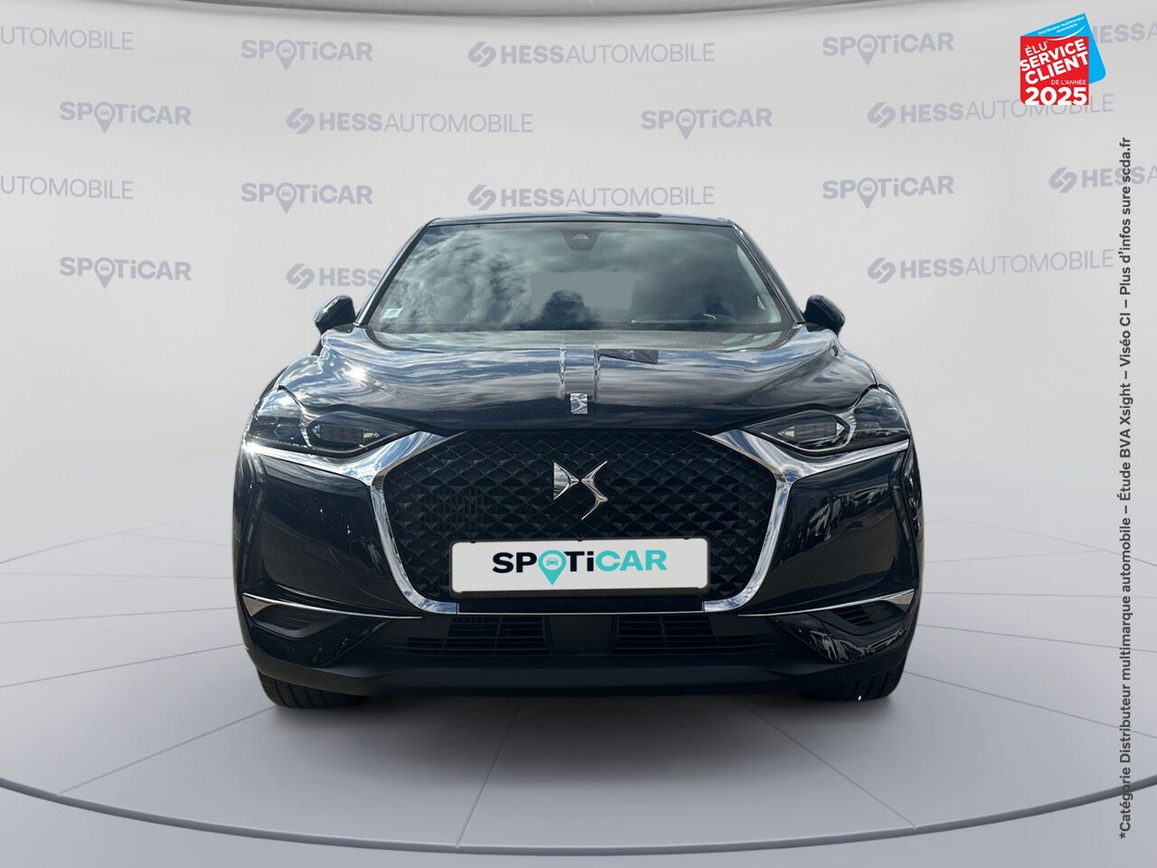 Véhicule d'occasion DS DS 3 CROSSBACK PURETECH 130CH BASTILLE AUTOMATIQUE SIEGES CUIR GPS CAMERA CARPLAY chez BMW Besançon