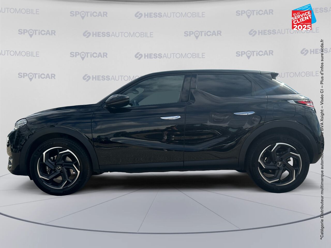 Véhicule d'occasion DS DS 3 CROSSBACK PURETECH 130CH BASTILLE AUTOMATIQUE SIEGES CUIR GPS CAMERA CARPLAY chez BMW Besançon