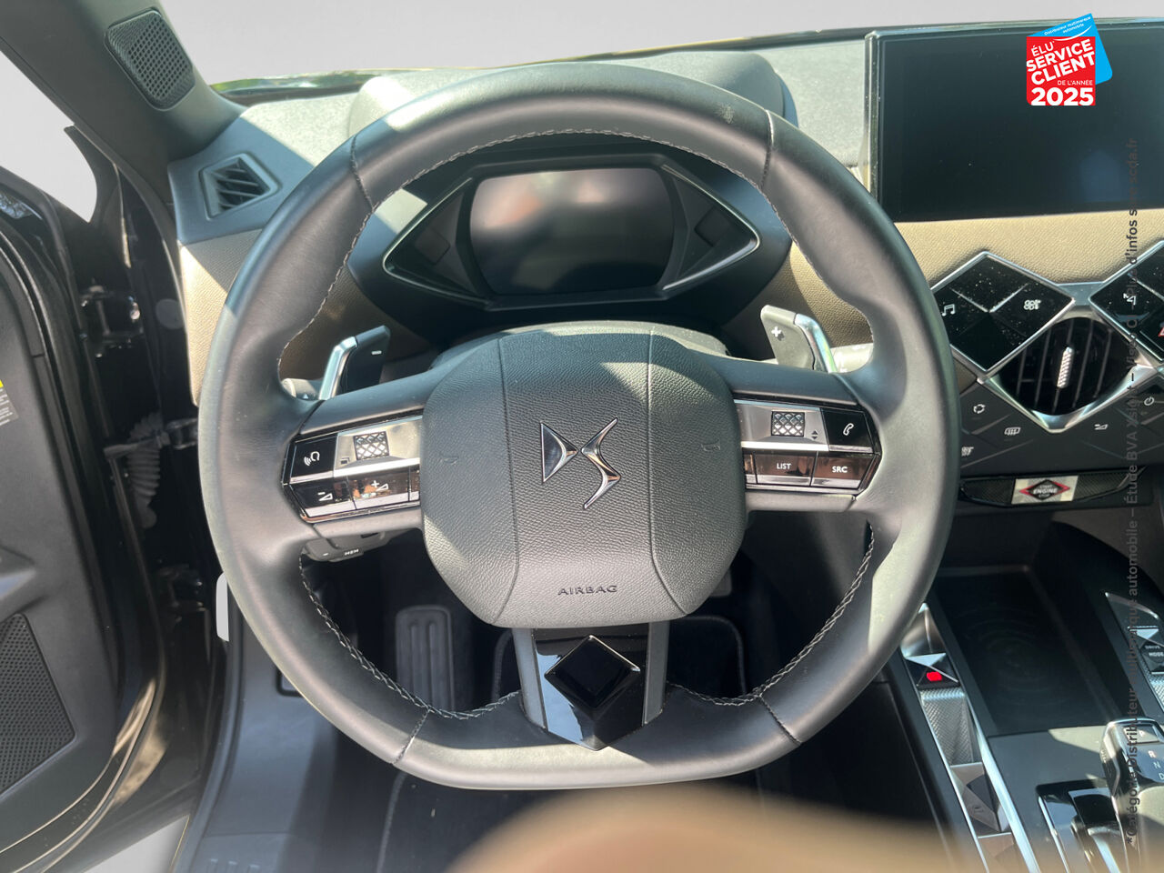 Véhicule d'occasion DS DS 3 CROSSBACK PURETECH 130CH BASTILLE AUTOMATIQUE SIEGES CUIR GPS CAMERA CARPLAY chez Toyota Thionville