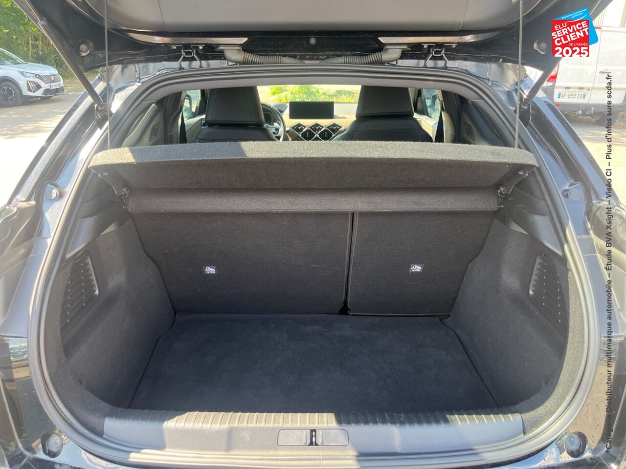 Véhicule d'occasion DS DS 3 CROSSBACK PURETECH 130CH BASTILLE AUTOMATIQUE SIEGES CUIR GPS CAMERA CARPLAY chez Toyota Thionville