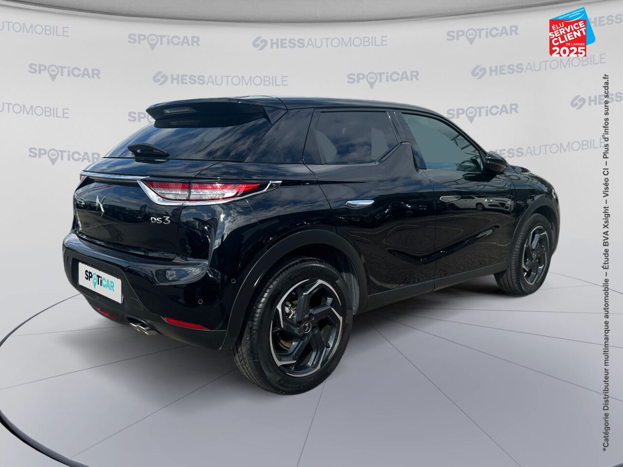 Véhicule d'occasion DS DS 3 CROSSBACK PURETECH 130CH BASTILLE AUTOMATIQUE SIEGES CUIR GPS CAMERA CARPLAY chez BMW Besançon