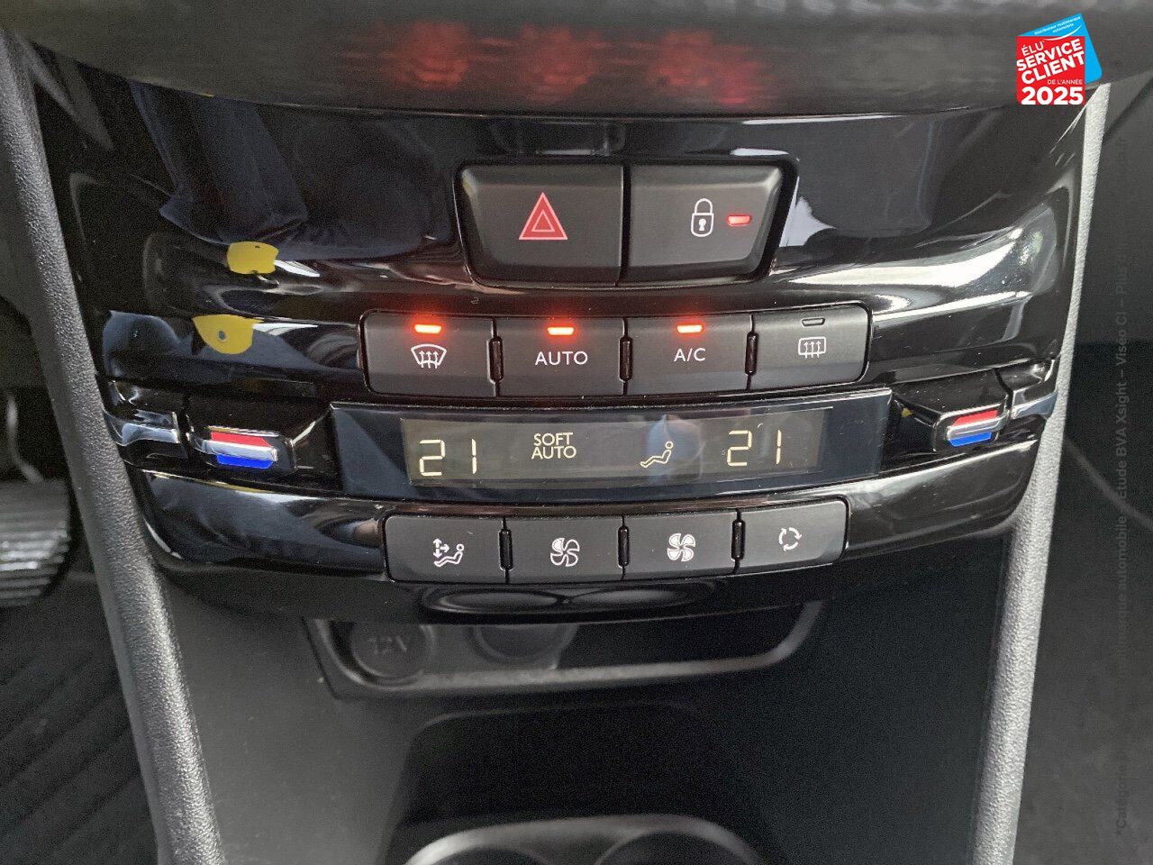 Véhicule d'occasion PEUGEOT 2008 1.2 PURETECH 82CH STYLE chez Renault Colmar