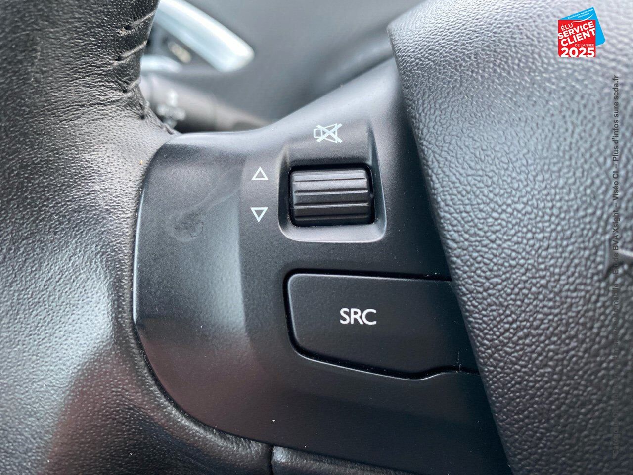 Véhicule d'occasion PEUGEOT 2008 1.2 PURETECH 82CH STYLE chez Renault Colmar