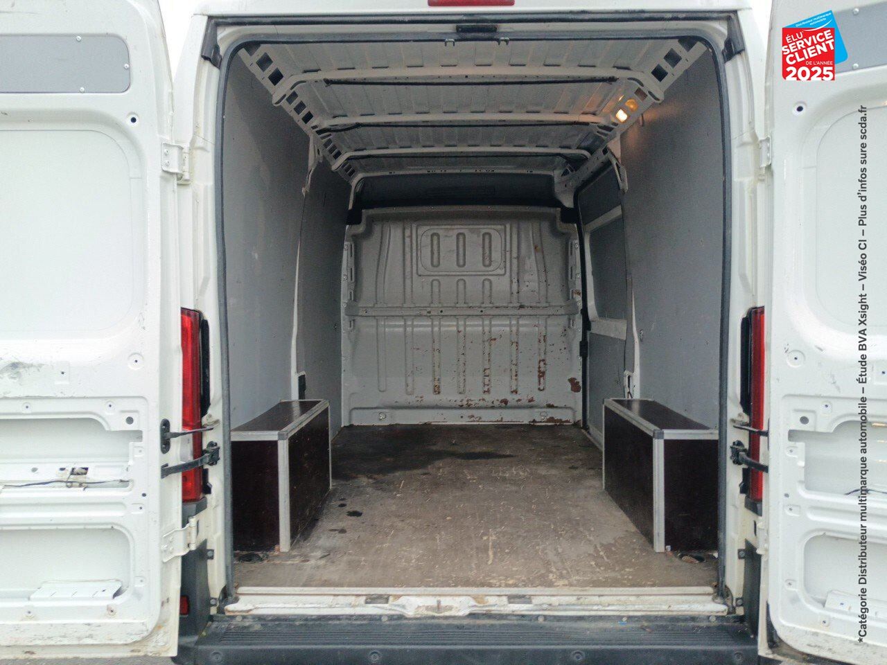 Véhicule d'occasion PEUGEOT BOXER FG 330 L2H2 2.0 BLUEHDI 130 PREMIUM PACK chez Primocar