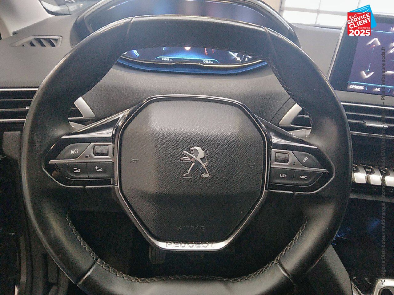 Véhicule d'occasion PEUGEOT 3008 1.2 PURETECH 130CH ALLURE SS chez Renault Colmar