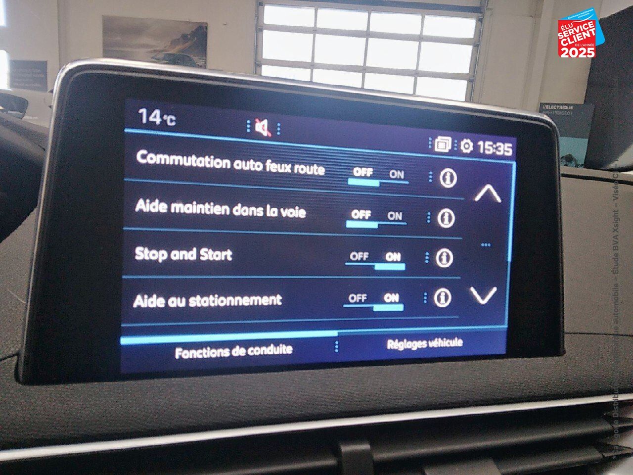 Véhicule d'occasion PEUGEOT 3008 1.2 PURETECH 130CH ALLURE SS chez Renault Colmar