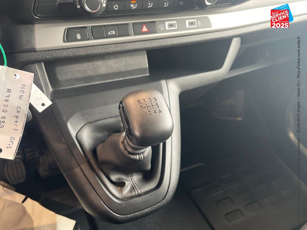 Véhicule d'occasion PEUGEOT EXPERT FG M 1.5 BLUEHDI 120CH SS chez Toyota Thionville