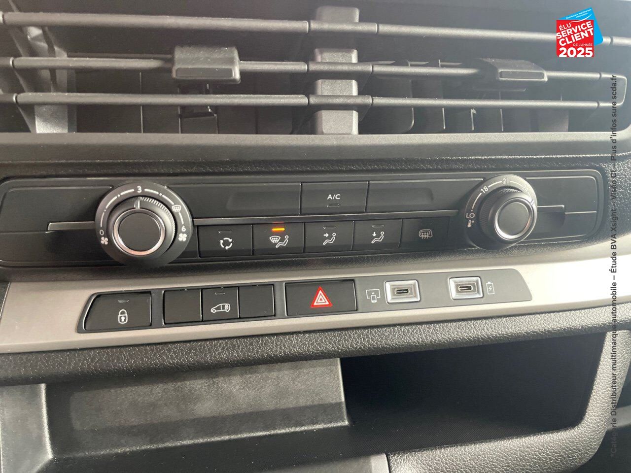 Véhicule d'occasion PEUGEOT EXPERT FG M 1.5 BLUEHDI 120CH SS chez Toyota Thionville