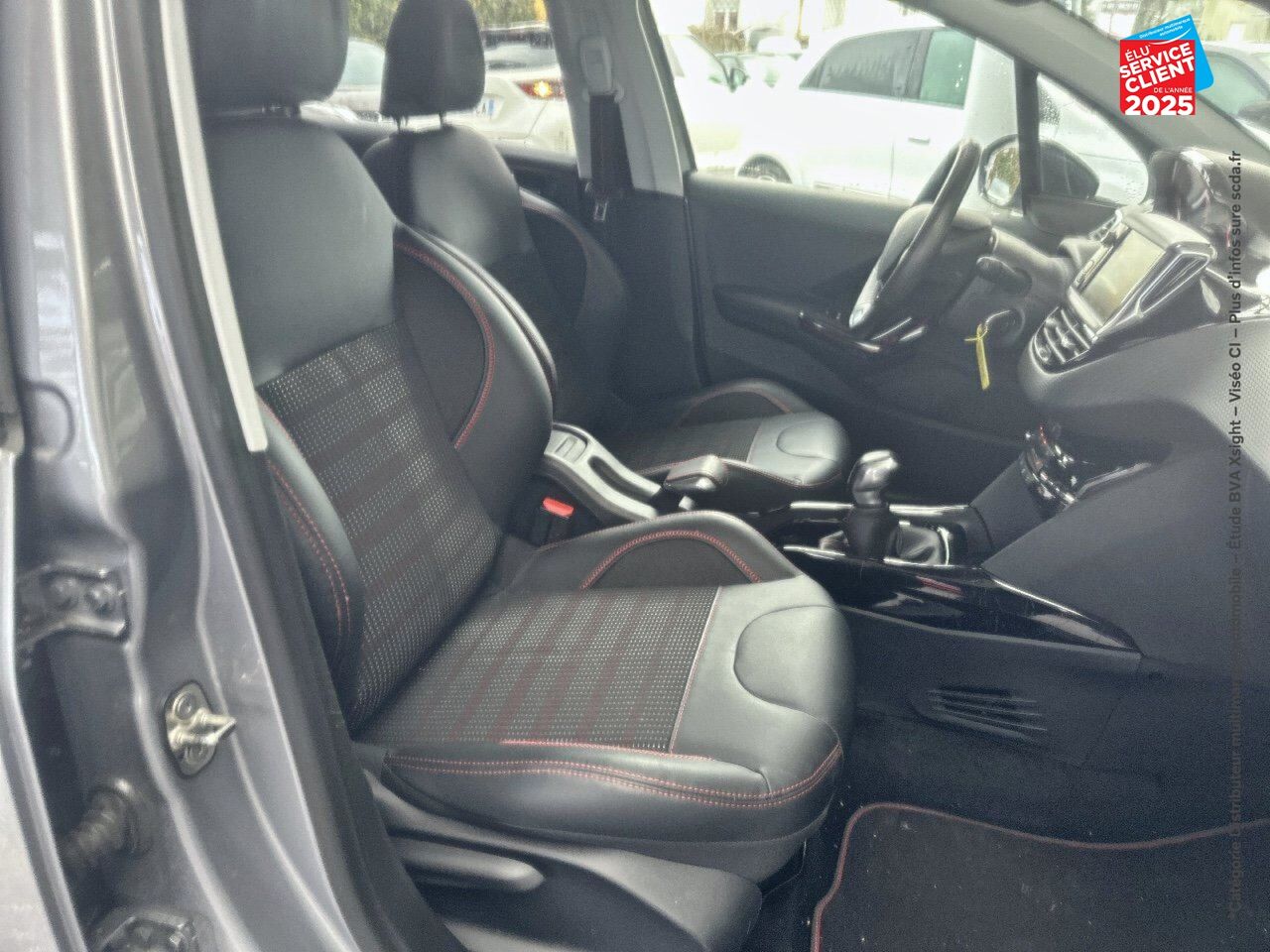 Véhicule d'occasion PEUGEOT 2008 1.2 PURETECH 110CH GT LINE SS chez Hyundai Epernay