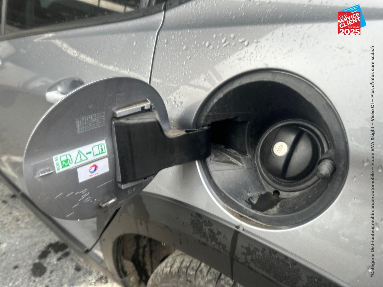 Véhicule d'occasion PEUGEOT 2008 1.2 PURETECH 110CH GT LINE SS chez Hyundai Epernay