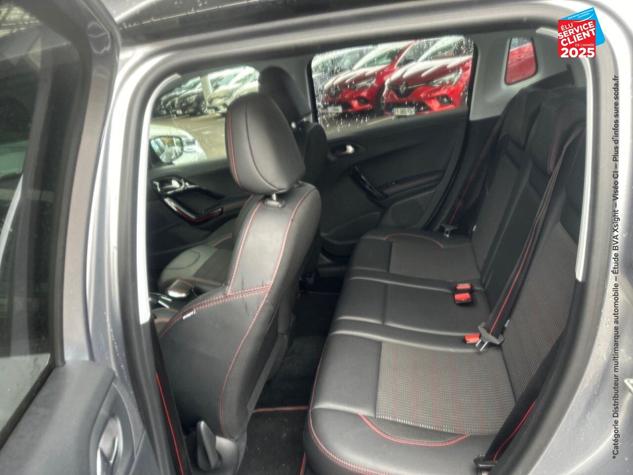 Véhicule d'occasion PEUGEOT 2008 1.2 PURETECH 110CH GT LINE SS chez Hyundai Epernay