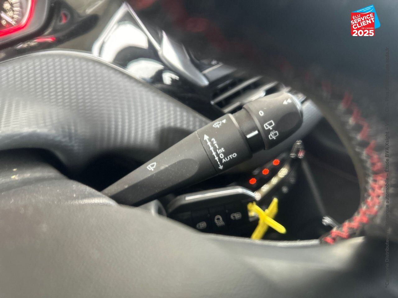 Véhicule d'occasion PEUGEOT 2008 1.2 PURETECH 110CH GT LINE SS chez Hyundai Epernay