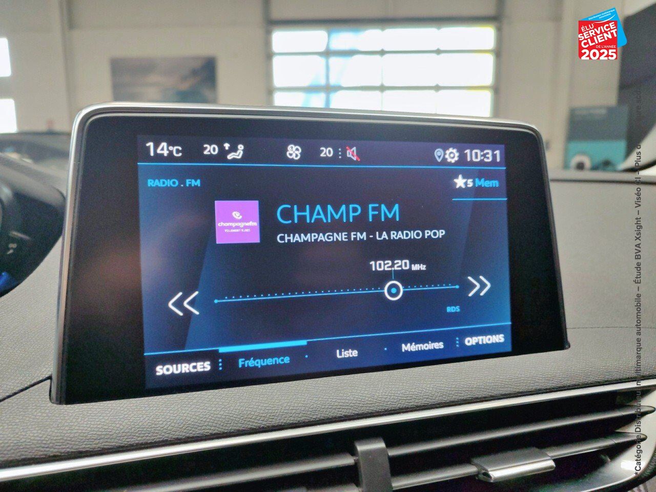 Véhicule d'occasion PEUGEOT 5008 1.2 PURETECH 130CH SS ACTIVE PACK chez Renault Colmar