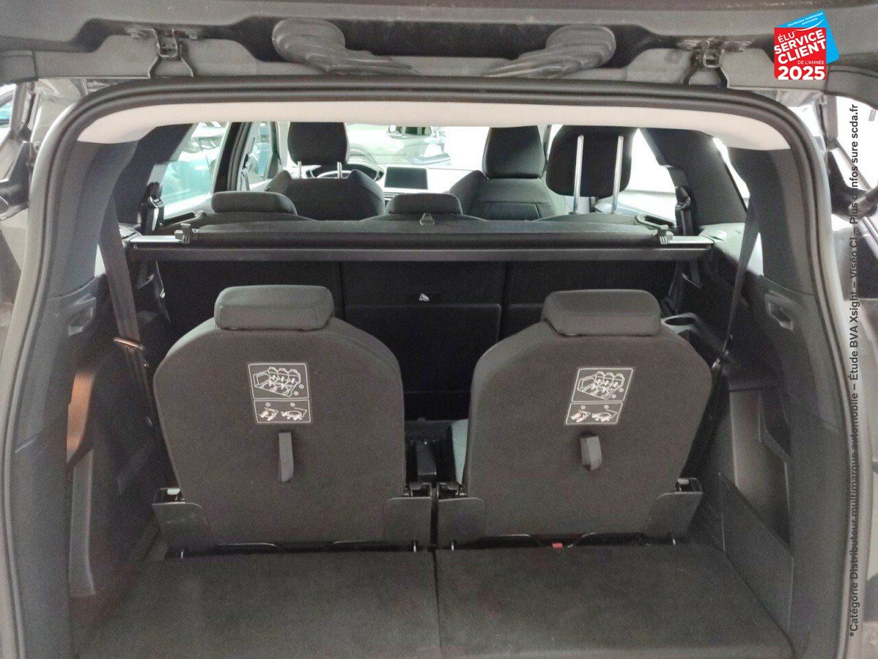 Véhicule d'occasion PEUGEOT 5008 1.2 PURETECH 130CH SS ACTIVE PACK chez Renault Colmar