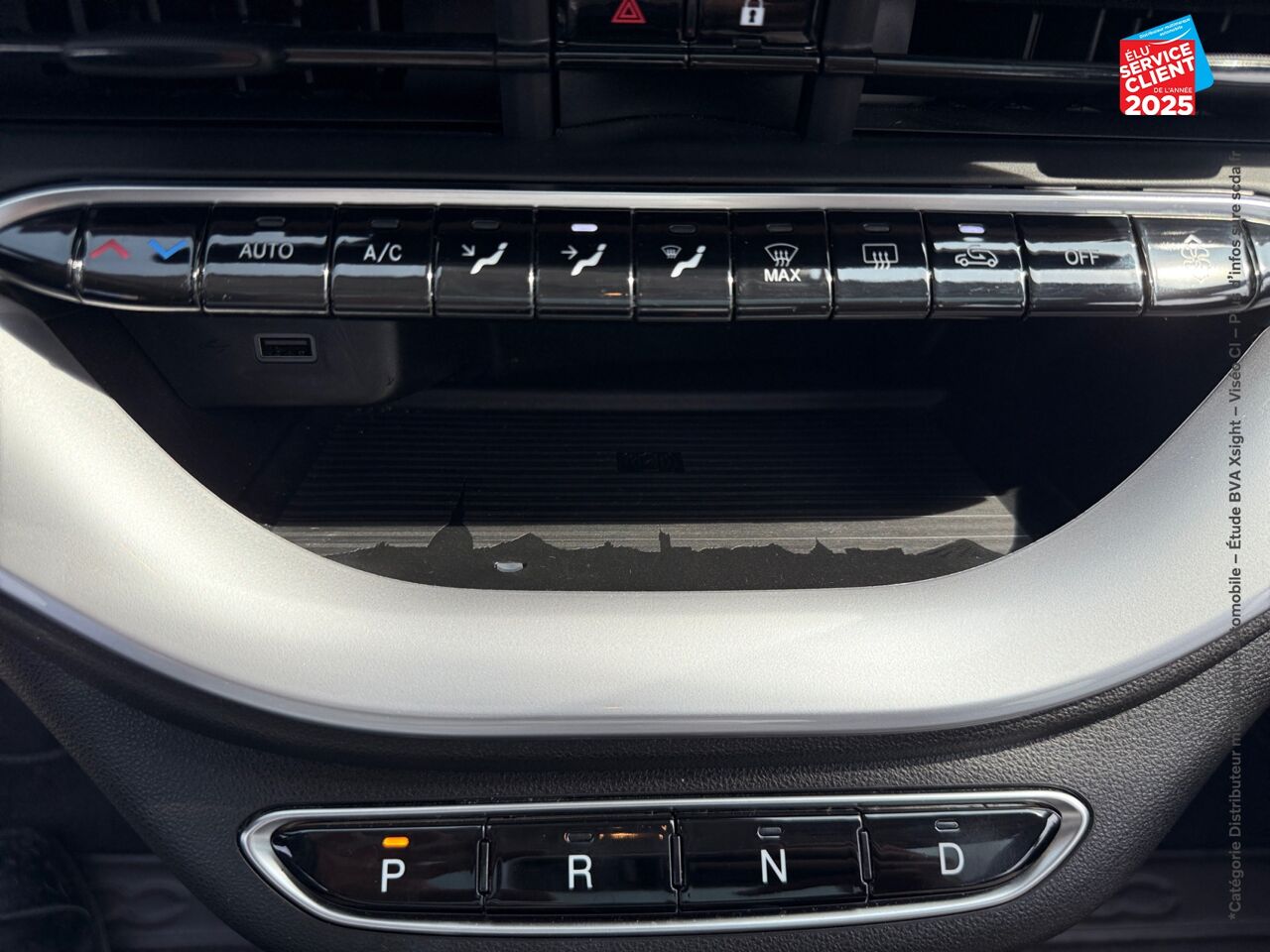 Véhicule d'occasion FIAT 500 E 118CH ICONE PLUS TPANO GPS CAMERA chez Renault Saint-Louis