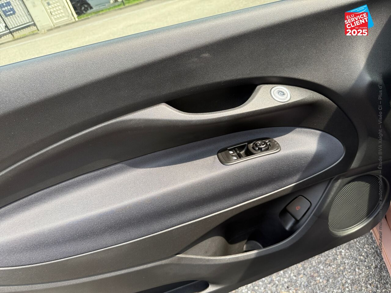 Véhicule d'occasion FIAT 500 E 118CH ICONE PLUS TPANO GPS CAMERA chez Renault Saint-Louis