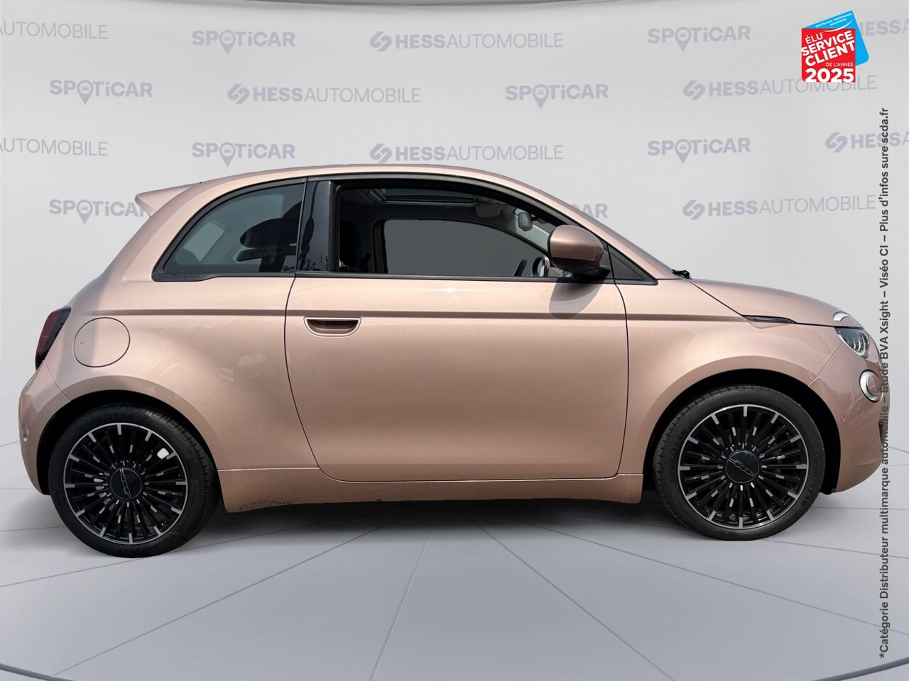 Véhicule d'occasion FIAT 500 E 118CH ICONE PLUS TPANO GPS CAMERA chez Renault Saint-Louis