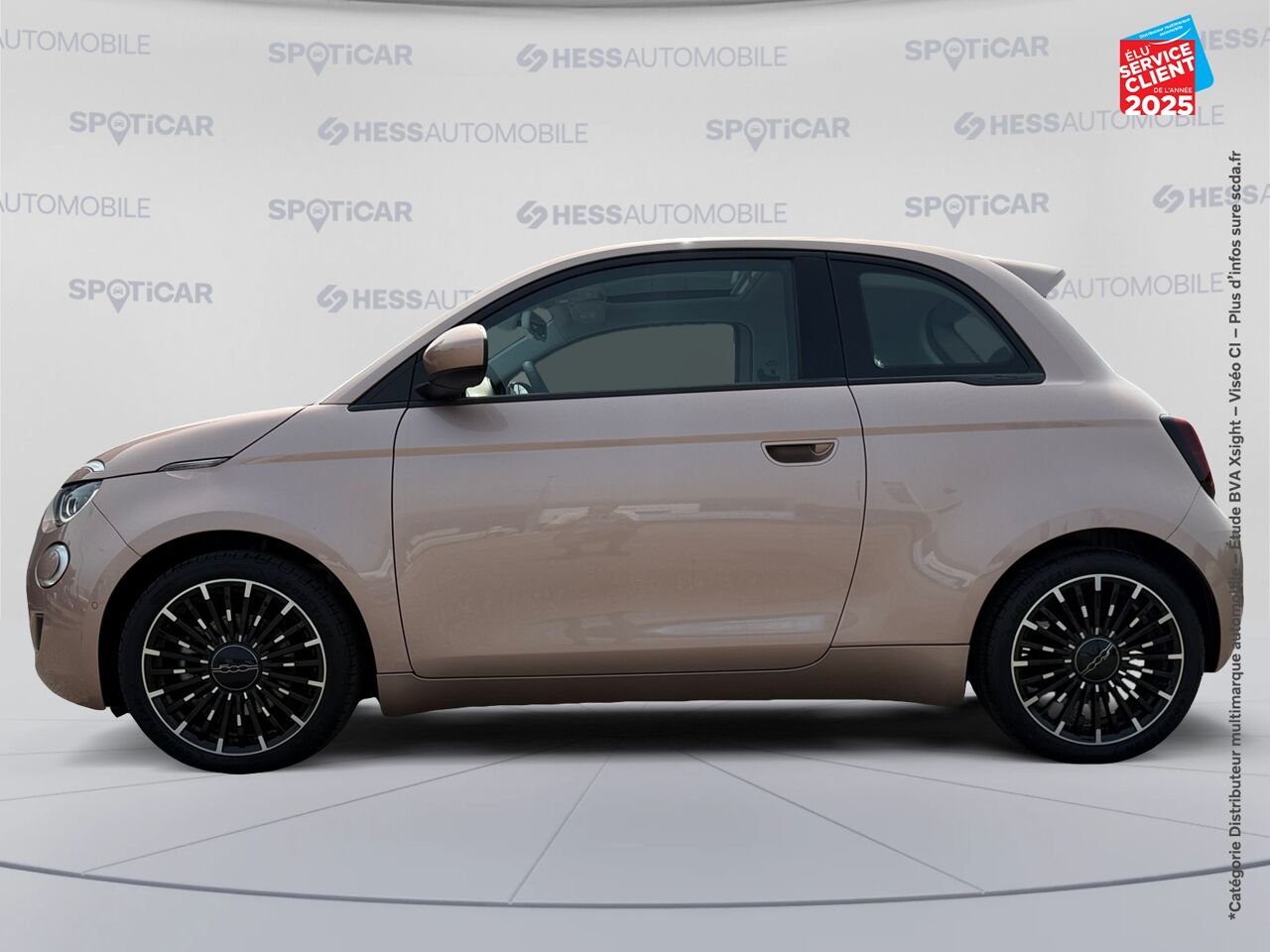 Véhicule d'occasion FIAT 500 E 118CH ICONE PLUS TPANO GPS CAMERA chez Renault Saint-Louis