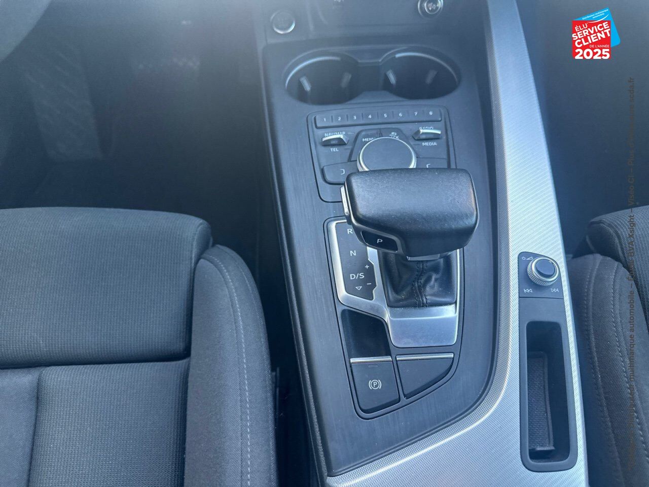 Véhicule d'occasion AUDI A5 SPORTBACK 40 TDI 190CH S LINE S TRONIC 7 EURO6D-T 106G chez Renault Saint-Louis