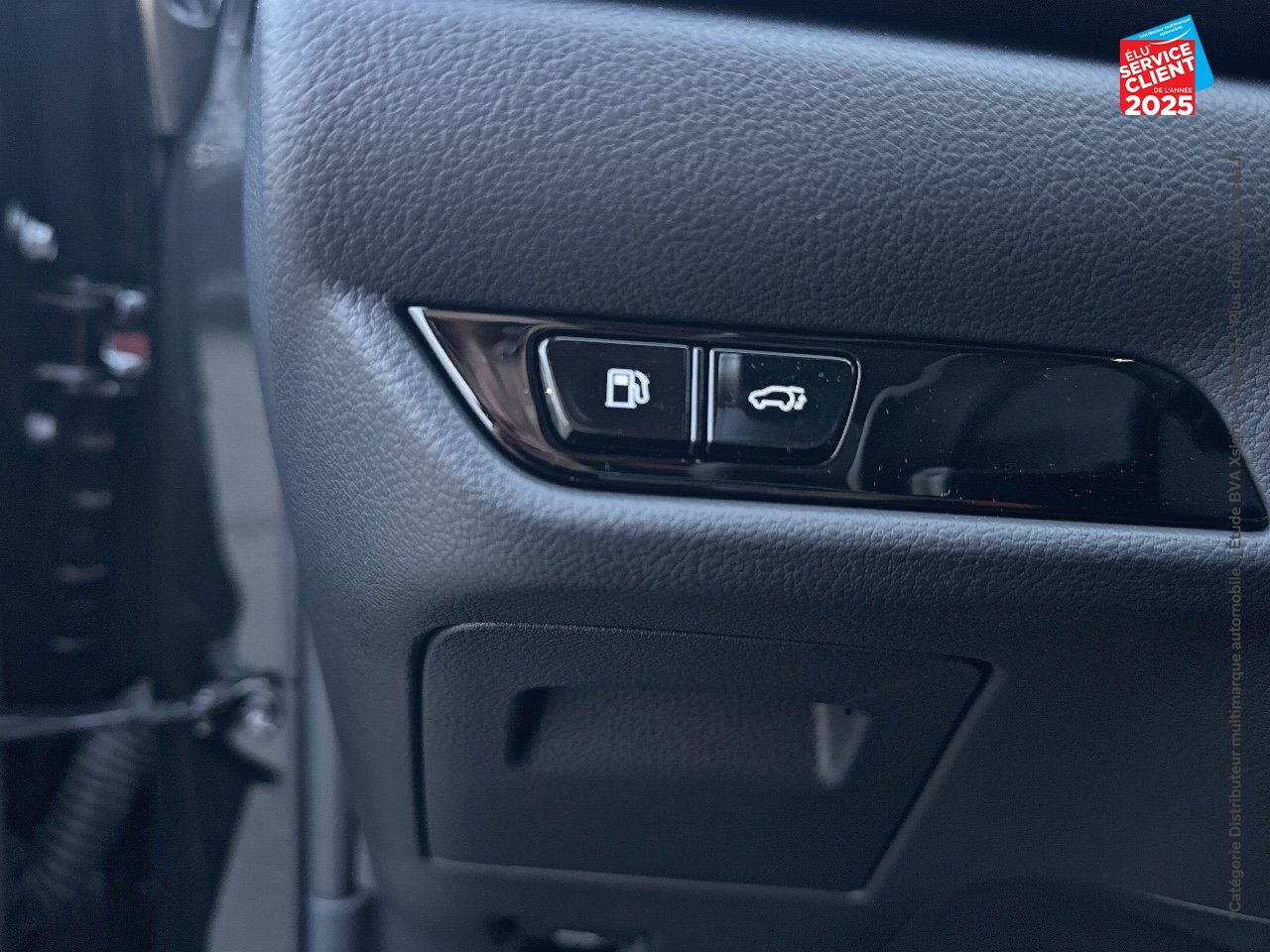 Véhicule d'occasion LEXUS NX 350H 2WD LUXE MY25 chez Dacia Montbéliard
