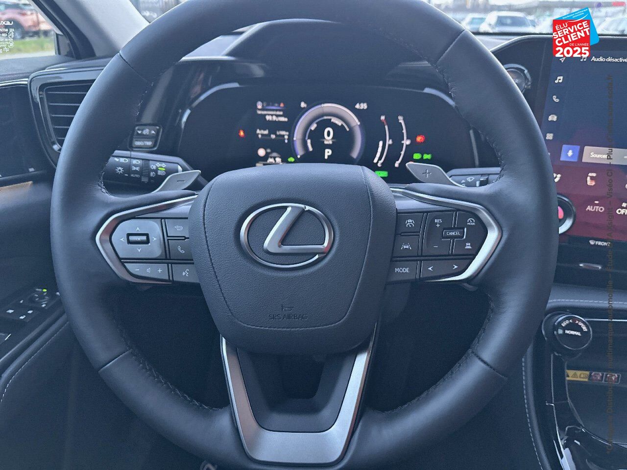 Véhicule d'occasion LEXUS NX 350H 2WD LUXE MY25 chez Dacia Montbéliard